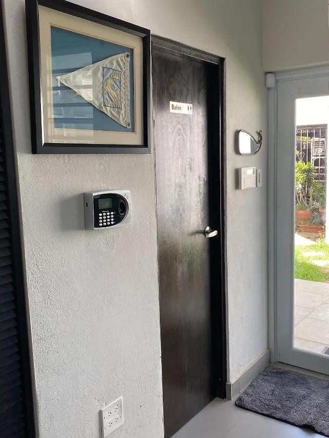 Isla Verde By The Beach Guest House 圣胡安