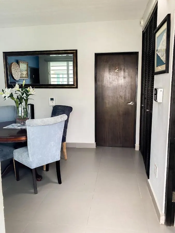 Isla Verde By The Beach Guest House 圣胡安 0*,